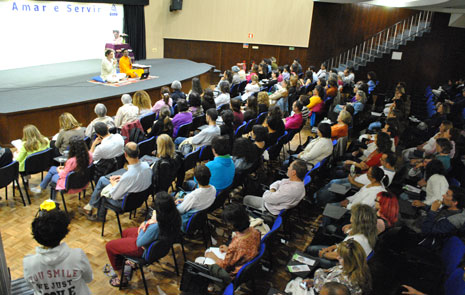 Br.Shubamrita-Lisboa03-6-14